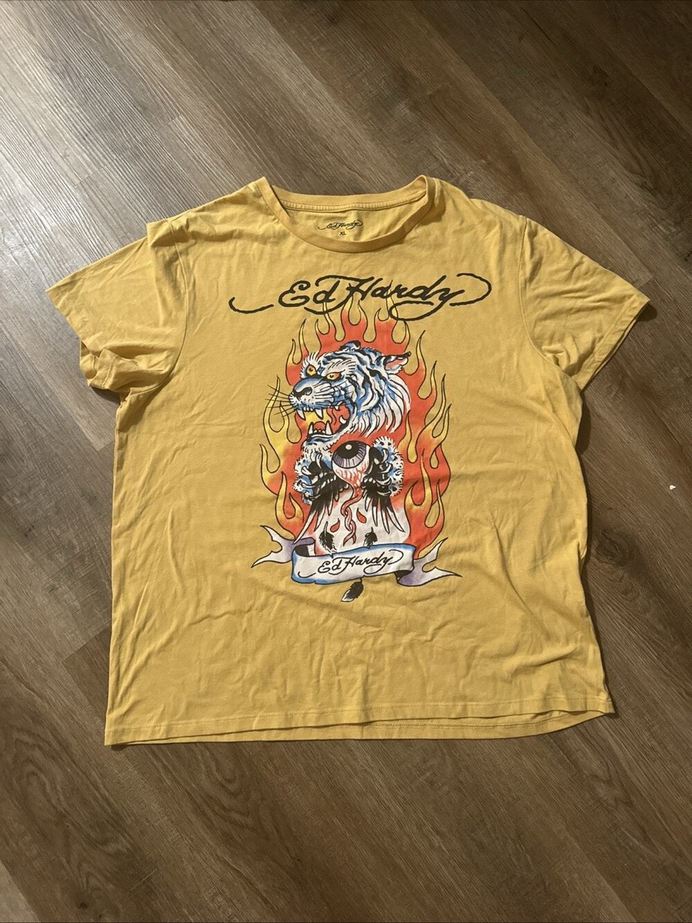 Ed Hardy T-Shirt Mens XL Yellow Tiger Flames Eyeball Graphic Y2K Tattoo Art Tee